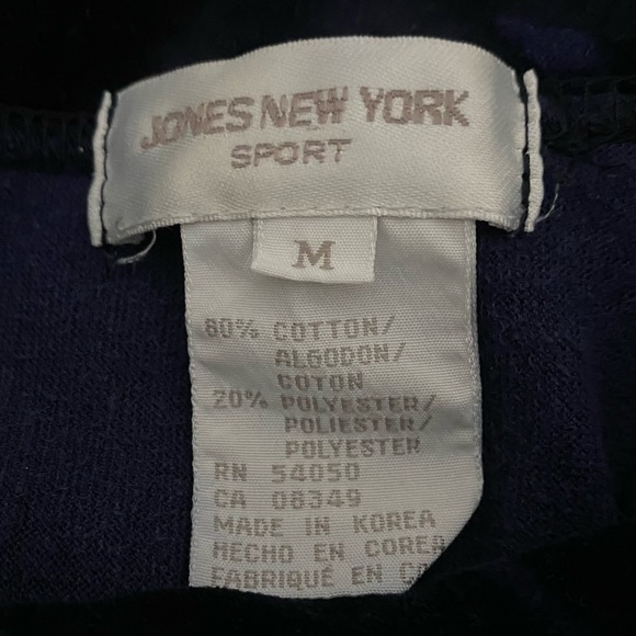 2. Floral Velour Turtleneck Shirt By Jones New York Size M - Picture 5 of 11